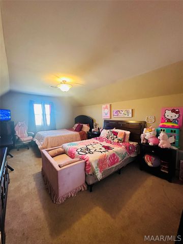 94 Sunnybrook Court, Deatsville, AL 36022