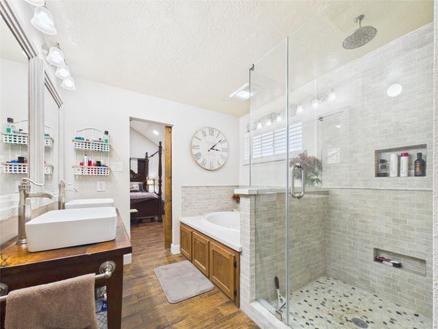 1010 Wisdom Drive, Deer Park, TX 77536