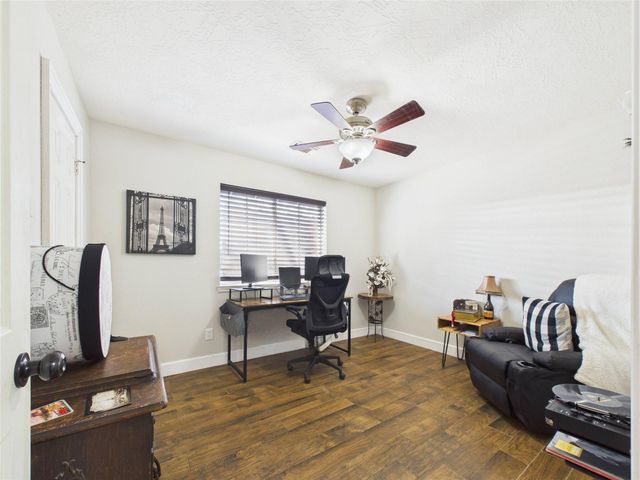 1010 Wisdom Drive, Deer Park, TX 77536