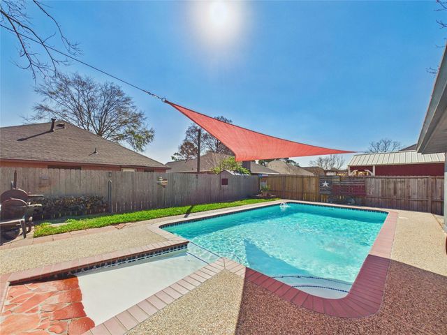 1010 Wisdom Drive, Deer Park, TX 77536