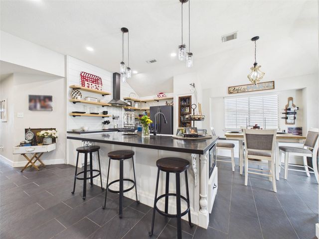 1010 Wisdom Drive, Deer Park, TX 77536