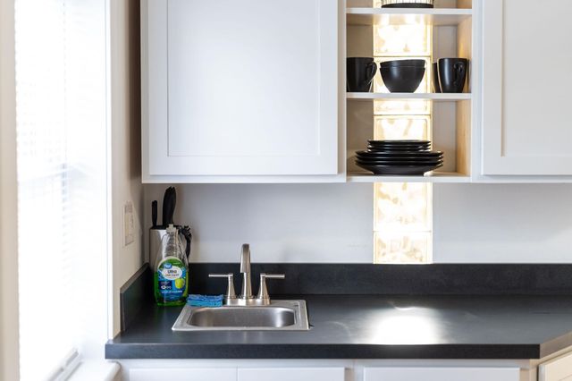 300 HIGHLAND AVE, Staunton, VA 24401