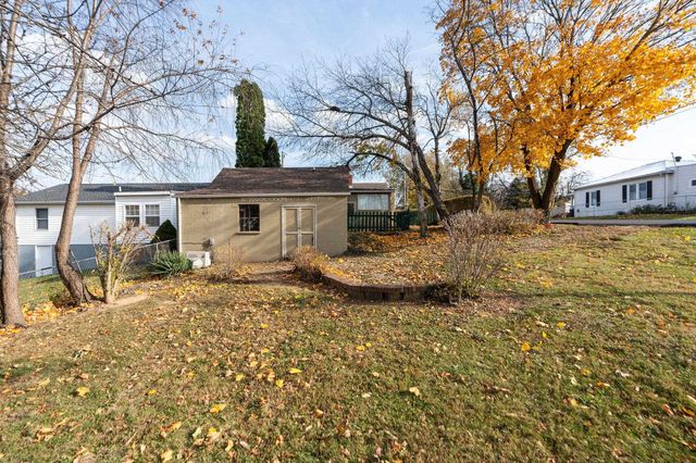 300 HIGHLAND AVE, Staunton, VA 24401