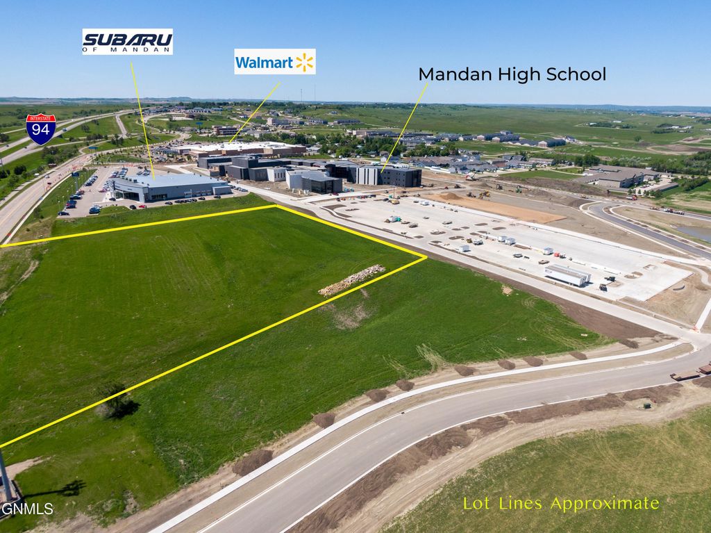 520,550, Old Red Trail, Mandan, ND 58554 photo 5