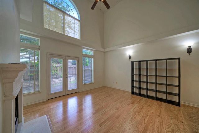 12289 Mulligan Glen CT C, Austin, TX 78753