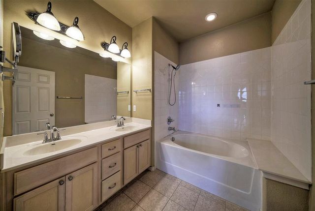 12289 Mulligan Glen CT C, Austin, TX 78753