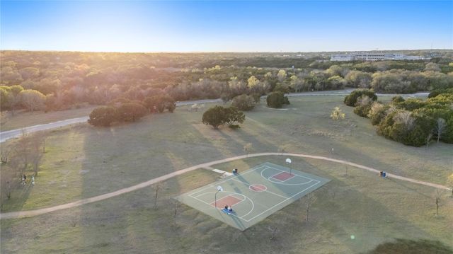 808 Cottage Bank TRL 14, Austin, TX 78748