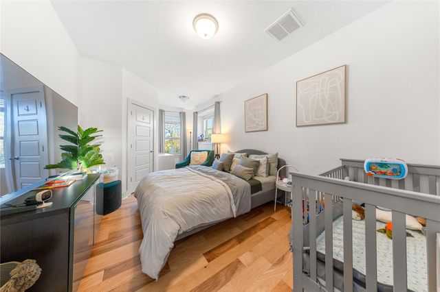 808 Cottage Bank TRL 14, Austin, TX 78748