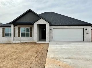 941 Round Top Street, Prairie Grove, AR 72753