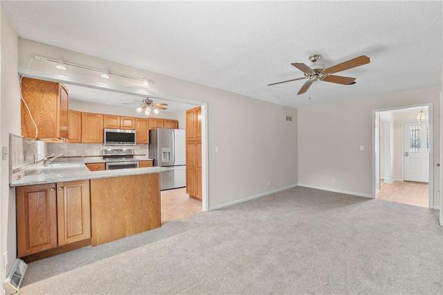 6712 Charles Street, Shawnee, KS 66216