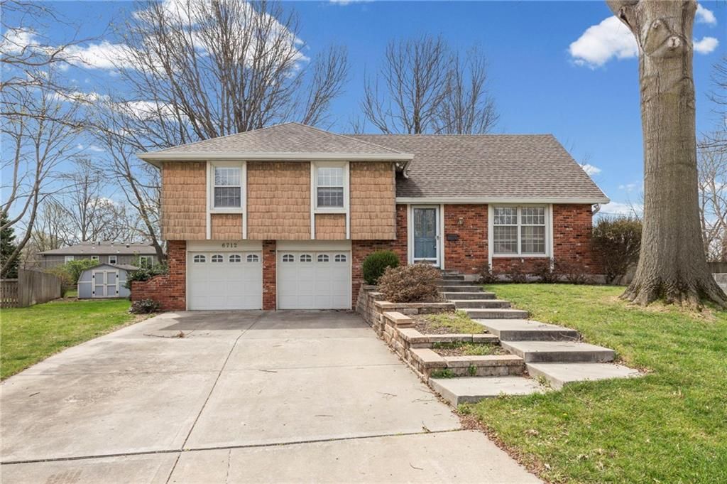 6712 Charles Street, Shawnee, KS 66216