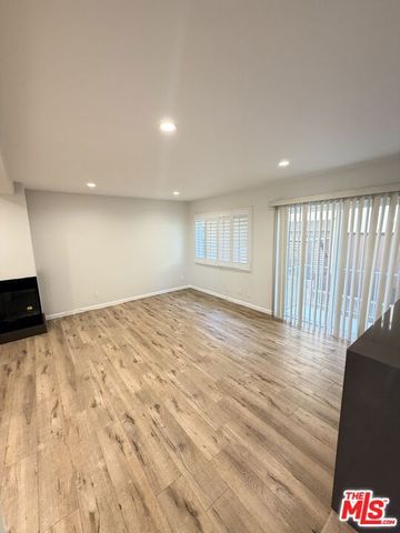 11520 WYOMING Avenue 1, Los Angeles, CA 90025