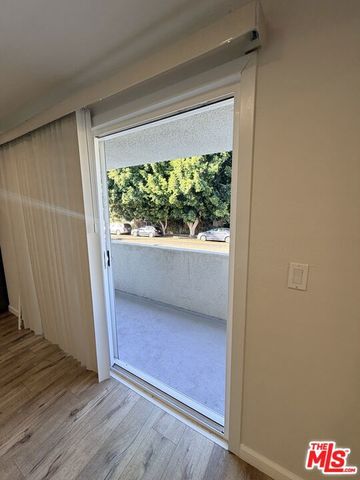 11520 WYOMING Avenue 1, Los Angeles, CA 90025