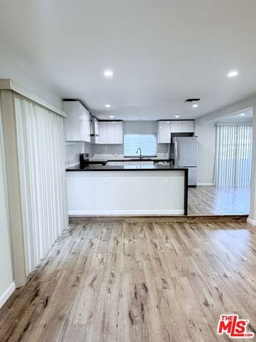 11520 WYOMING Avenue 1, Los Angeles, CA 90025