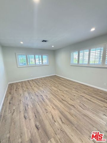 11520 WYOMING Avenue 1, Los Angeles, CA 90025