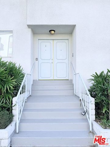 11520 WYOMING Avenue 1, Los Angeles, CA 90025