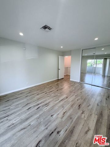 11520 WYOMING Avenue 1, Los Angeles, CA 90025