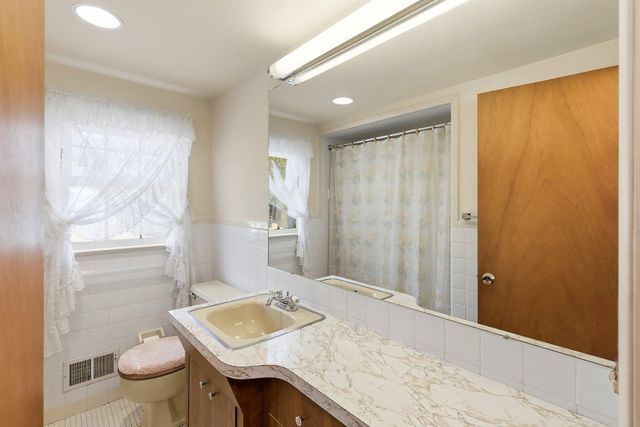 464 NEWPORT RD, Forked River, NJ 08731