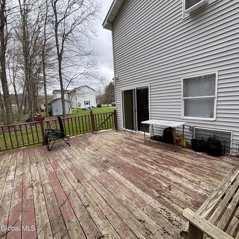252 Nys Rt 32, Saratoga, NY 12871