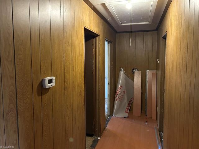 2990 Pipers Gap Road, Mount Airy, NC 27030