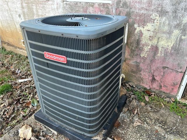 2990 Pipers Gap Road, Mount Airy, NC 27030