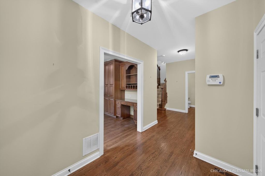 790 Parkview Court, Glen Ellyn, IL 60137 — photo 2