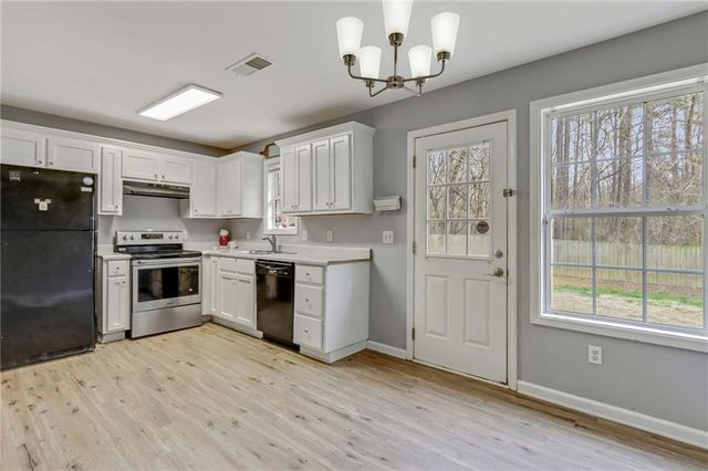 54 Taylorsville Road, Aragon, GA 30104