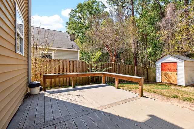 110 Avalon Road, Summerville, SC 29483