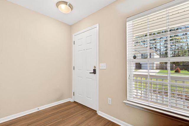 110 Avalon Road, Summerville, SC 29483