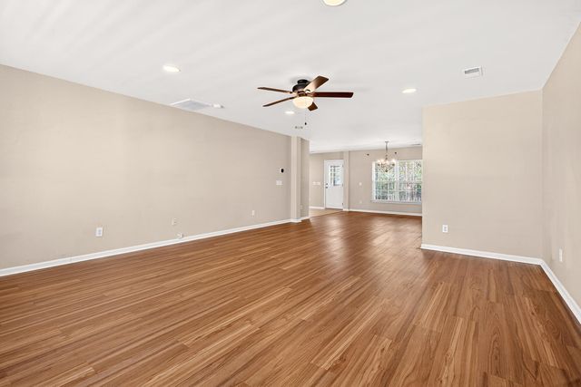 110 Avalon Road, Summerville, SC 29483