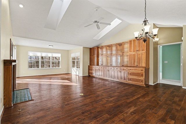 212 Chauncey Court, Marshall, MI 49068