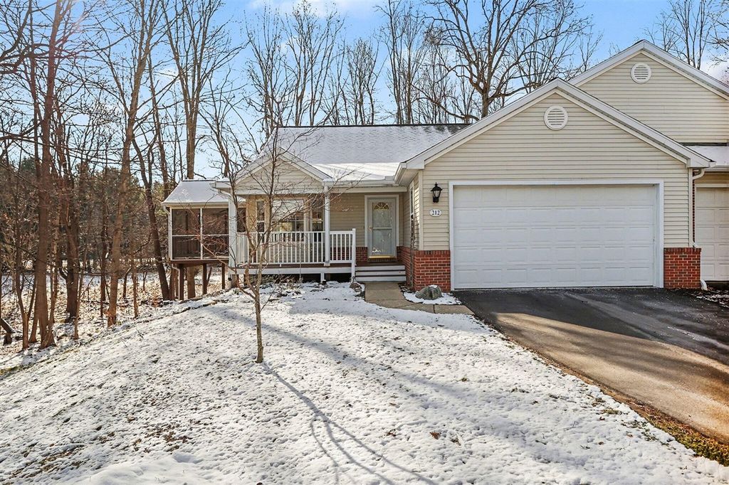212 Chauncey Court, Marshall, MI 49068