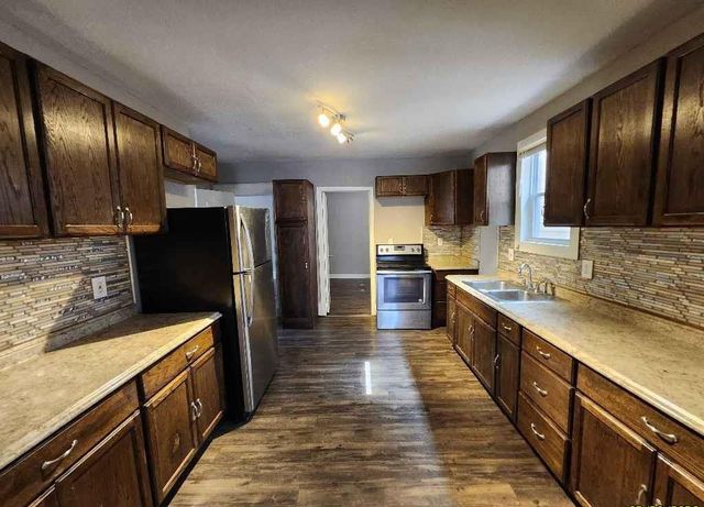 2203 Agnes Avenue, Kansas City, MO 64127