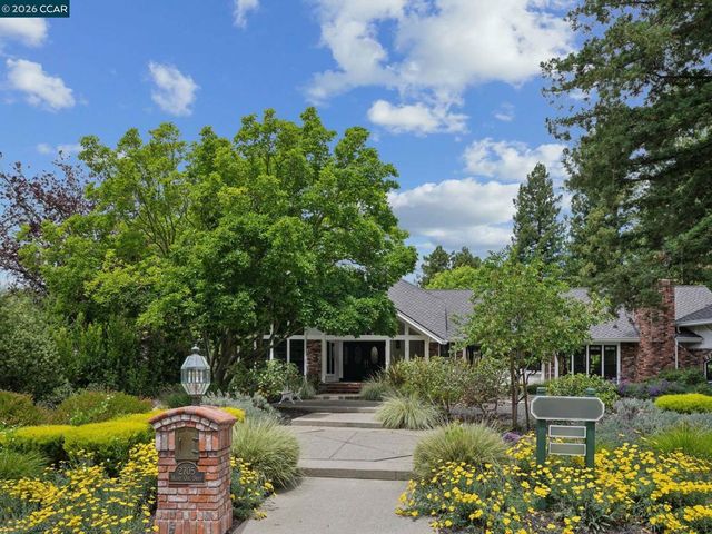 2705 Mossy Oak Dr, Danville, CA 94506