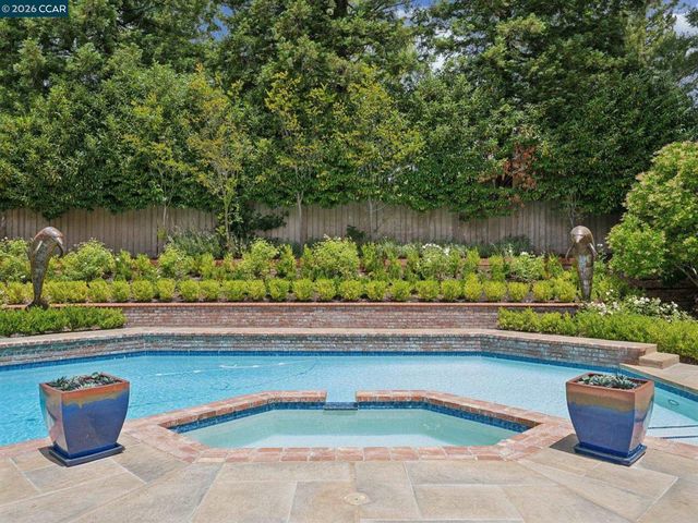 2705 Mossy Oak Dr, Danville, CA 94506