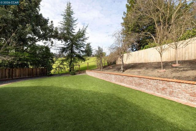 2705 Mossy Oak Dr, Danville, CA 94506