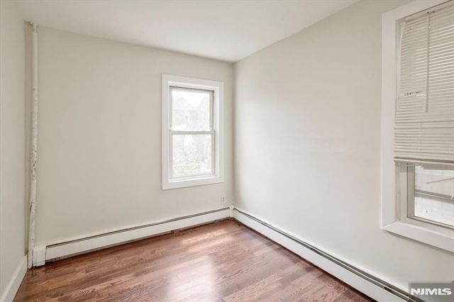22 Edwin Place, Newark, NJ 07112