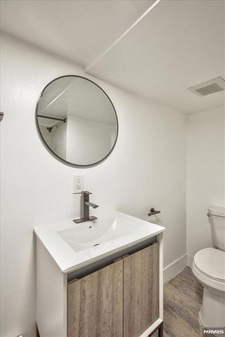 22 Edwin Place, Newark, NJ 07112