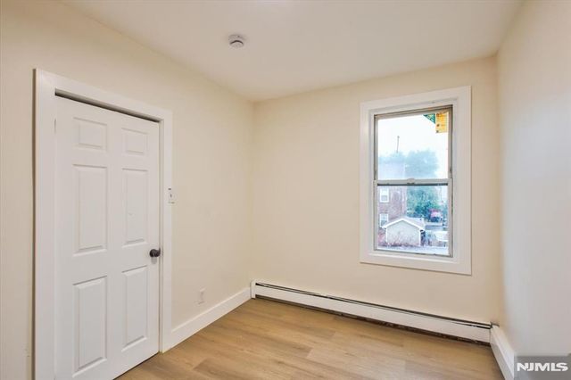 22 Edwin Place, Newark, NJ 07112