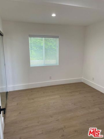 15434 Mulholland Drive, Los Angeles, CA 90077