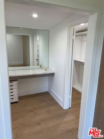 15434 Mulholland Drive, Los Angeles, CA 90077