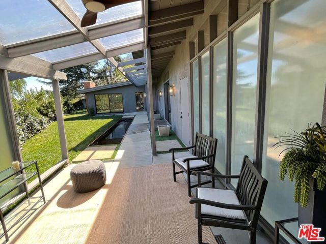 15434 Mulholland Drive, Los Angeles, CA 90077