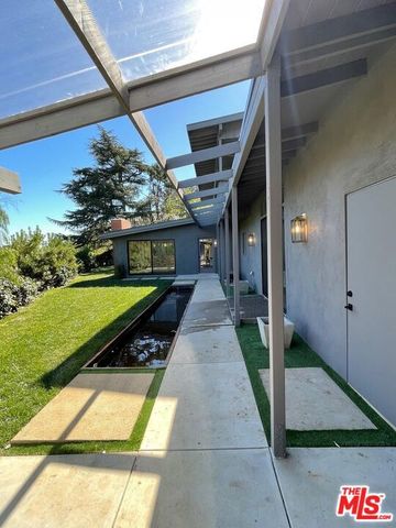 15434 Mulholland Drive, Los Angeles, CA 90077