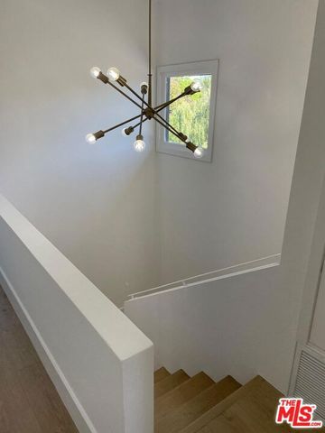 15434 Mulholland Drive, Los Angeles, CA 90077