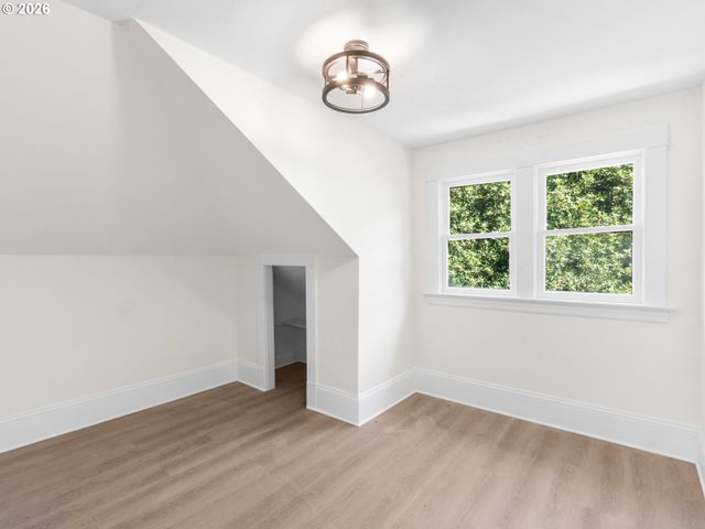 2822 Se 29TH Ave, Portland, OR 97202