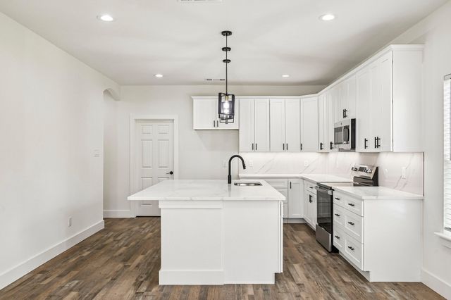 305 Campbell Street, Terrell, TX 75160