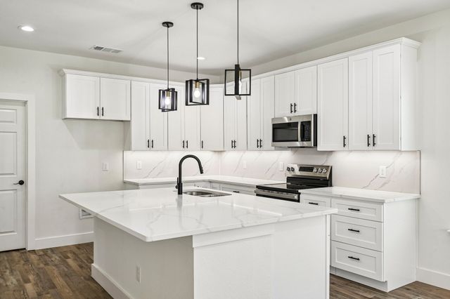 305 Campbell Street, Terrell, TX 75160