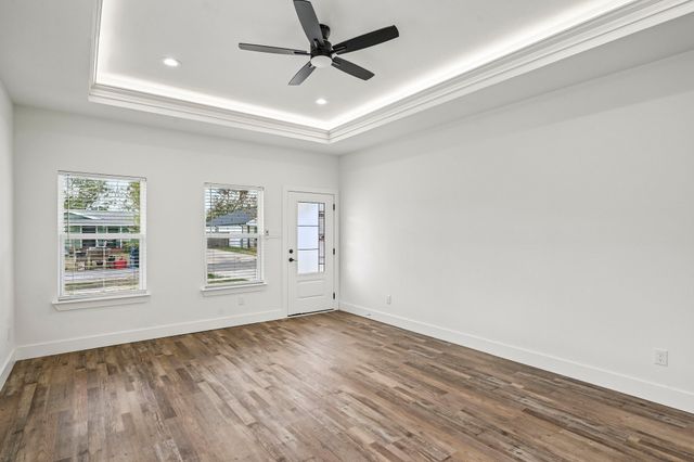 305 Campbell Street, Terrell, TX 75160