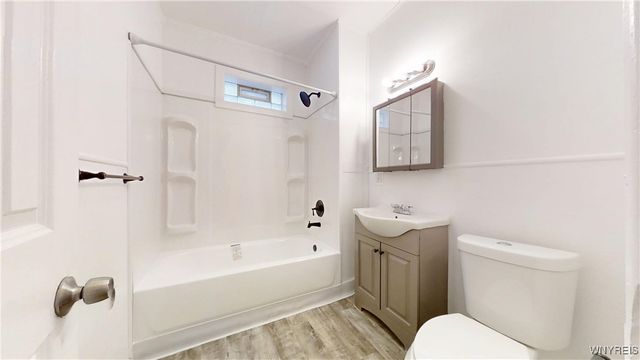 2459 La Salle Avenue, Niagara Falls, NY 14301