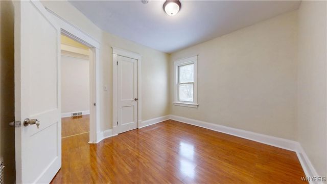 2459 La Salle Avenue, Niagara Falls, NY 14301